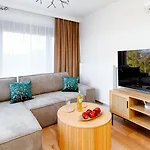 Appartamento Wonder - Orlik - Blisko Arena, Kosciolka Wang I Szlakow *