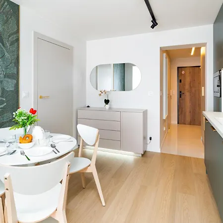 Wonder - Orlik - Blisko Arena, Kosciolka Wang I Szlakow *